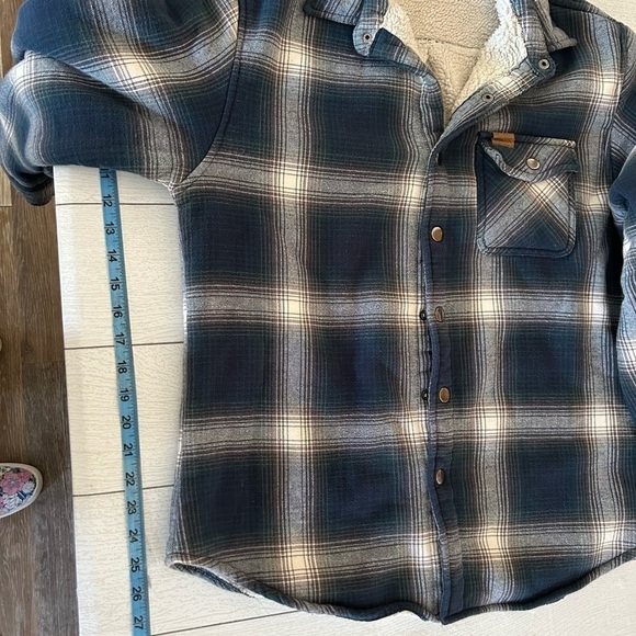 Matix Men’s Shacket Small plaid snap up - Picture 7 of 8